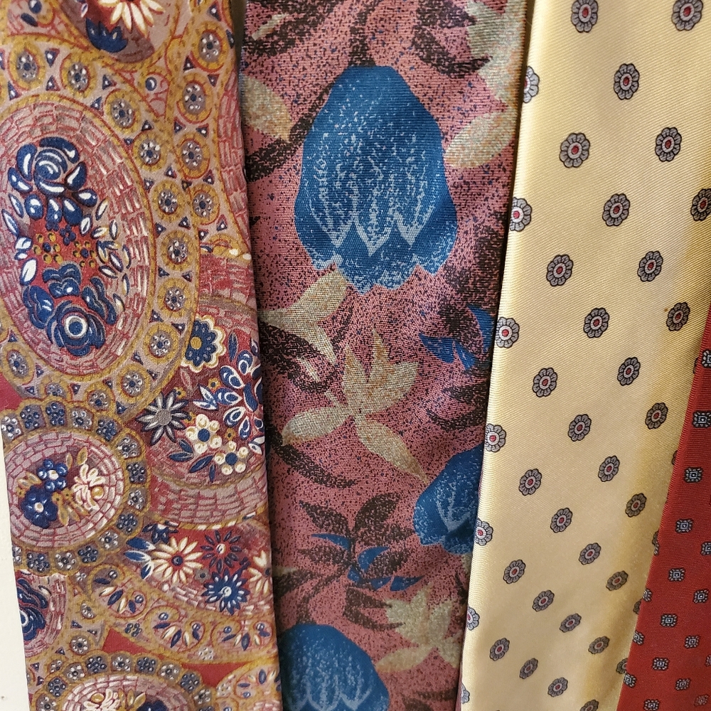 Men's ties - Picture 2 of 4
